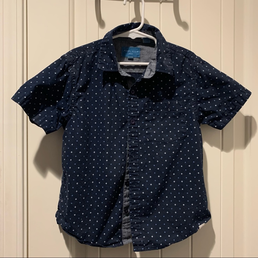 Perry Ellis Boy blue collared shirt. EUC